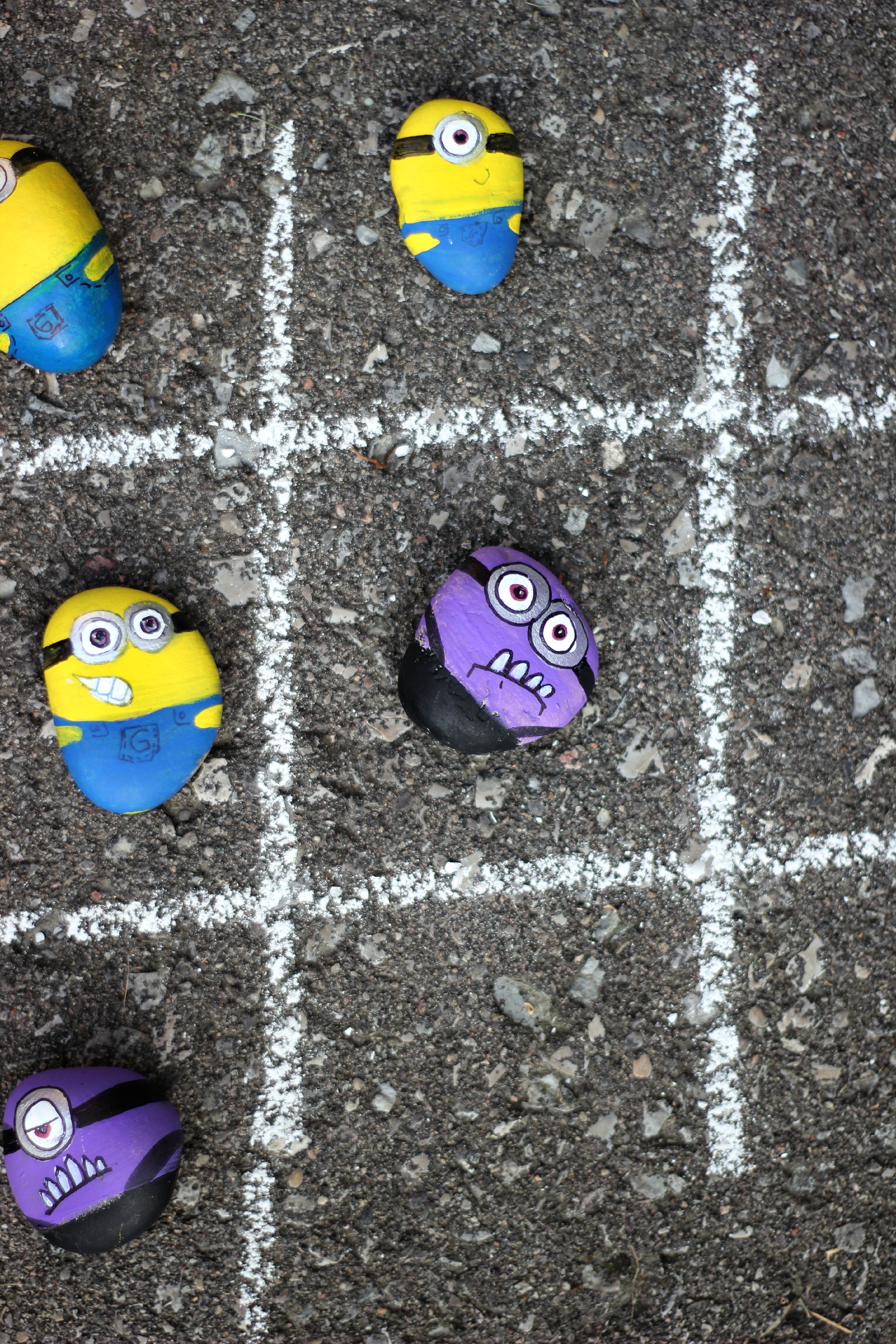 minion rocks craftberrybushformakesandtakes.2jpg