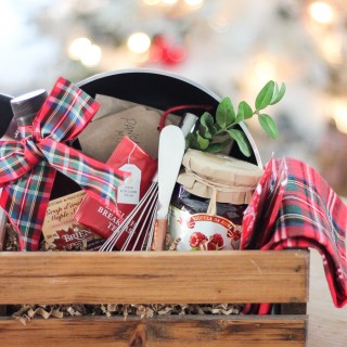 Christmasmorningbreakfastgiftcraftberrybush-3