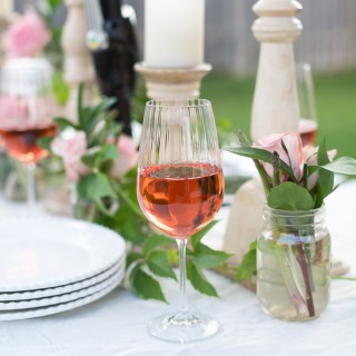 Alfrescodiningcraftberrybush