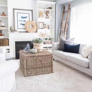 fallhometourcraftberrybushfamilyroom