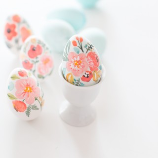 handpaintedeastereggscraftberrybush-5