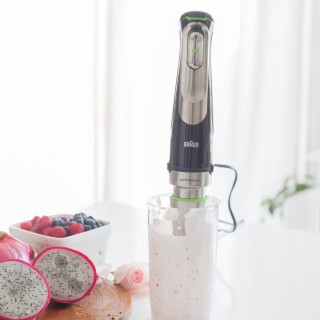 raspberrychiaseedsmoothiebowlcraftberrybush