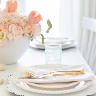 Springdecoratingdiningroomcrafttberrybush