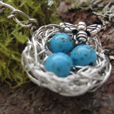 A gorgeous GIVEAWAY ….