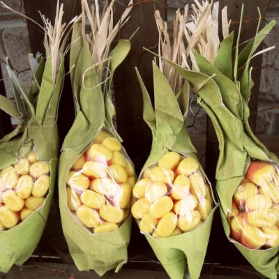 A’maiz’ing candy corn favors…