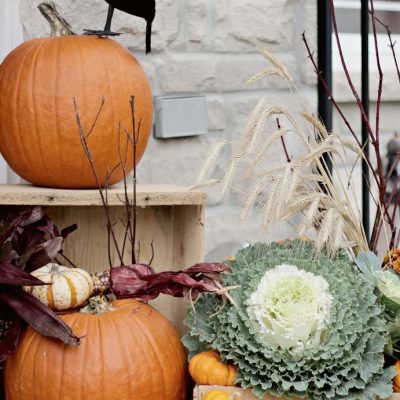 Mini Halloween House Tour with Eclectically Vintage and Jennifer Rizzo