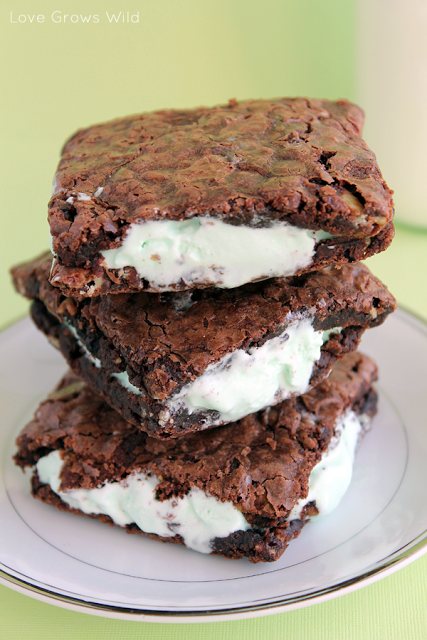 Brownie_Double_Mint_Ice_Cream_Sandwiches_4