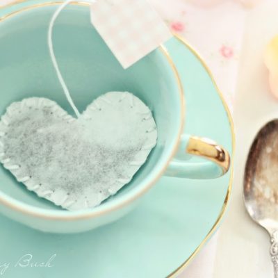 Heart shaped tea bag tutorial and free tea tag printables