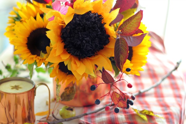 How to make a paper sunflower