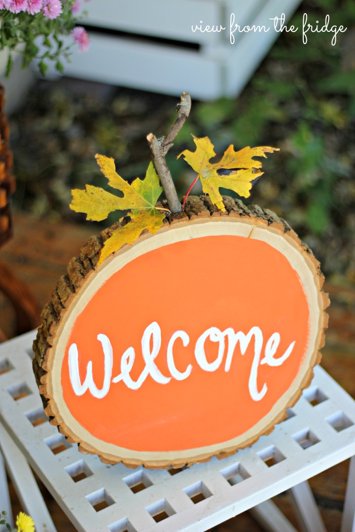 Pumpkin welcome sign