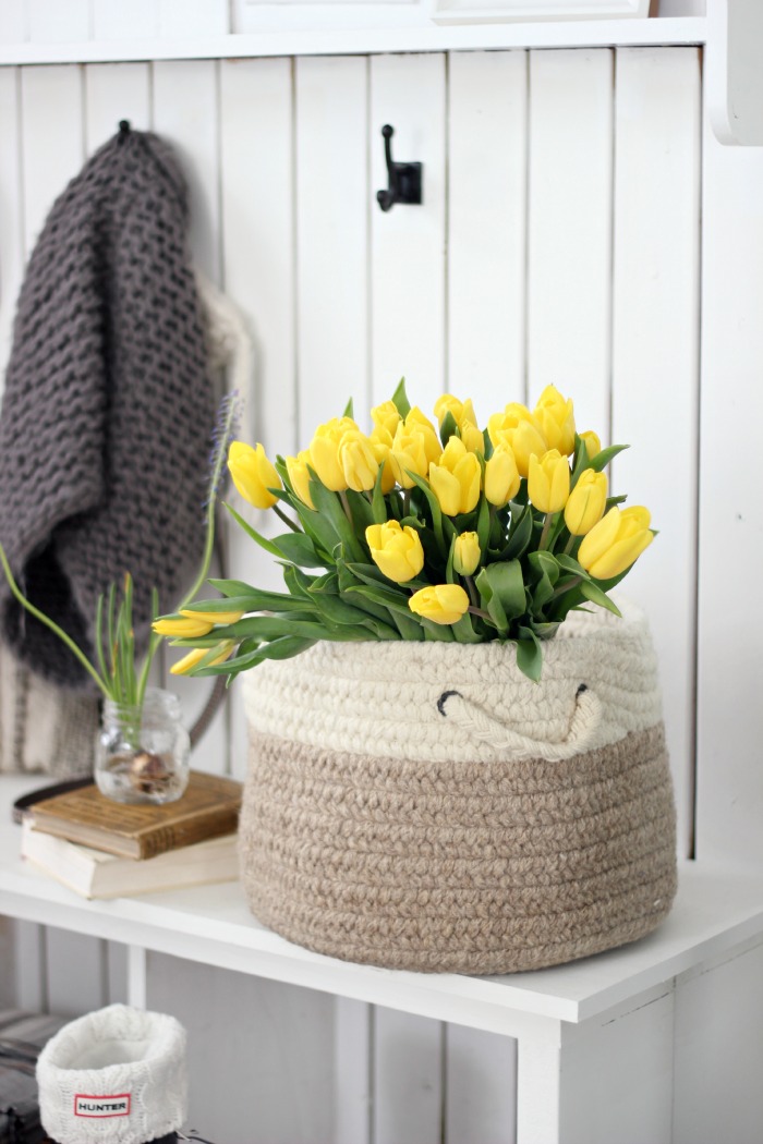 yellowtulipsinbasketcraftberrybush