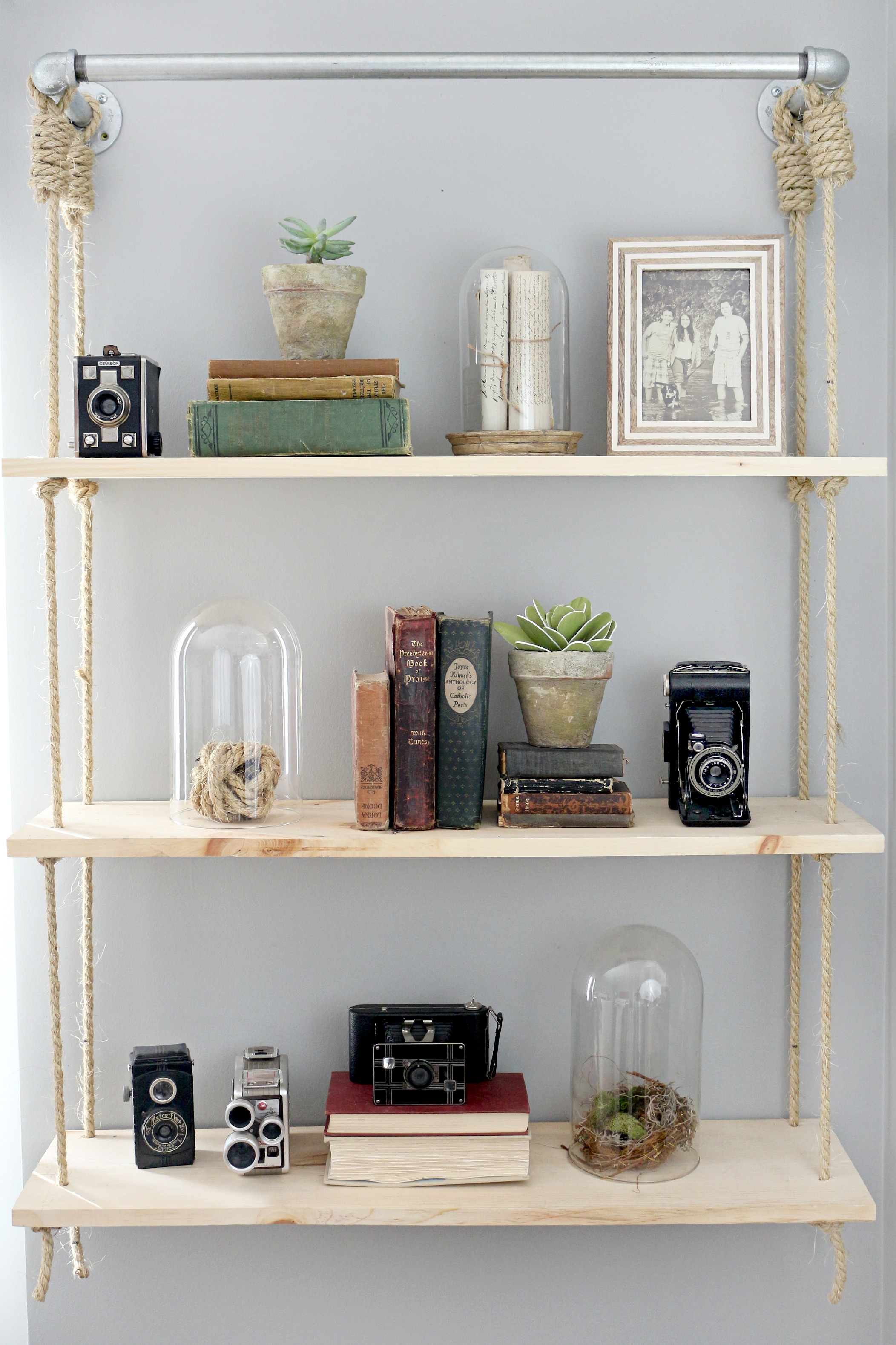 Hanging shelves DIY