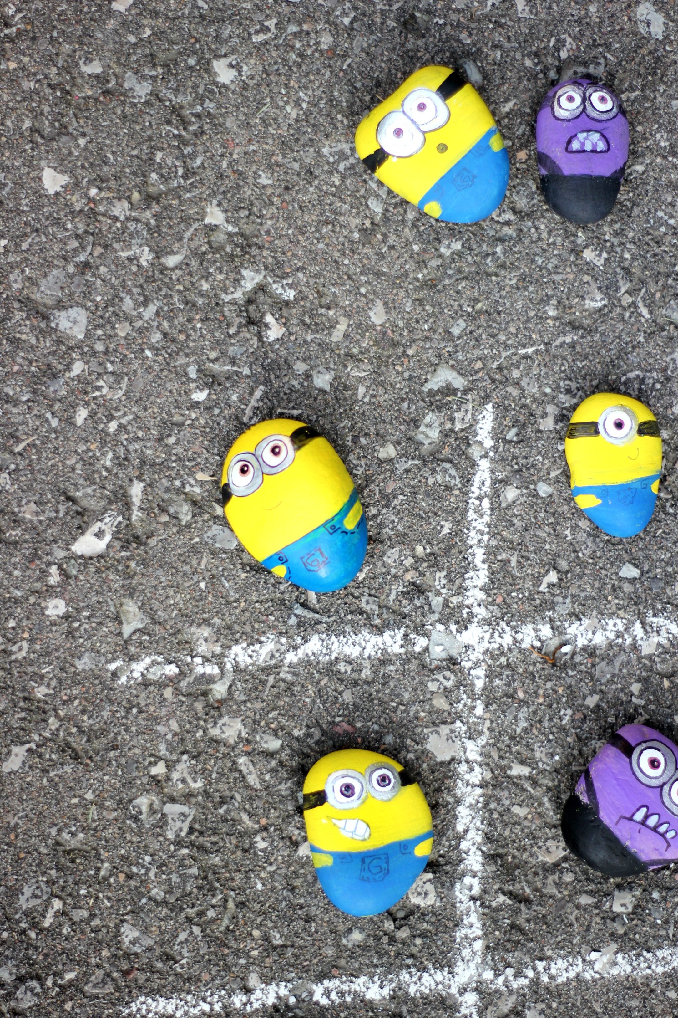 minion rocks craftberrybushformakesandtakes