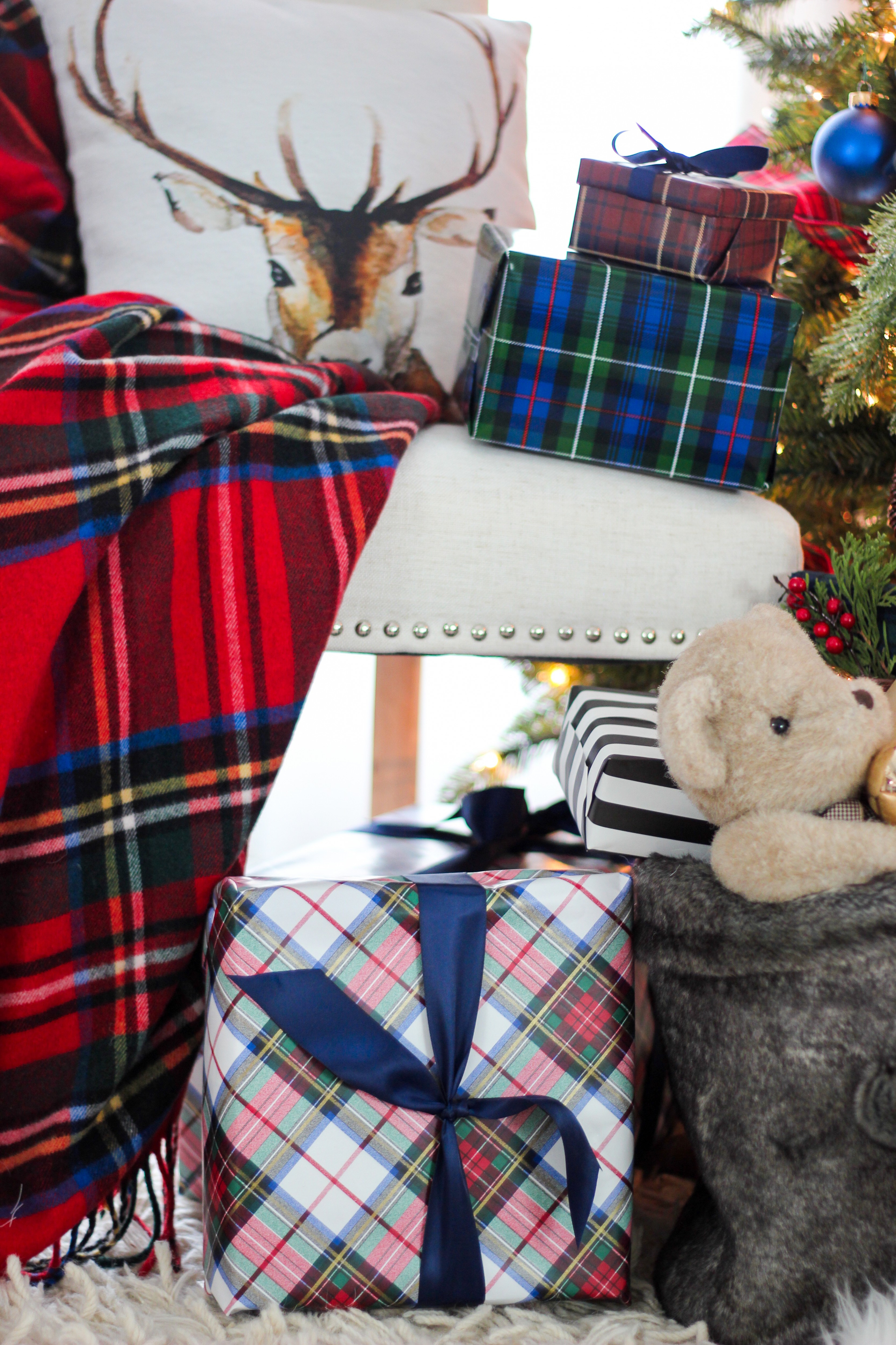 Preppy & Plaid Christmas Tree - Pender & Peony - A Southern Blog