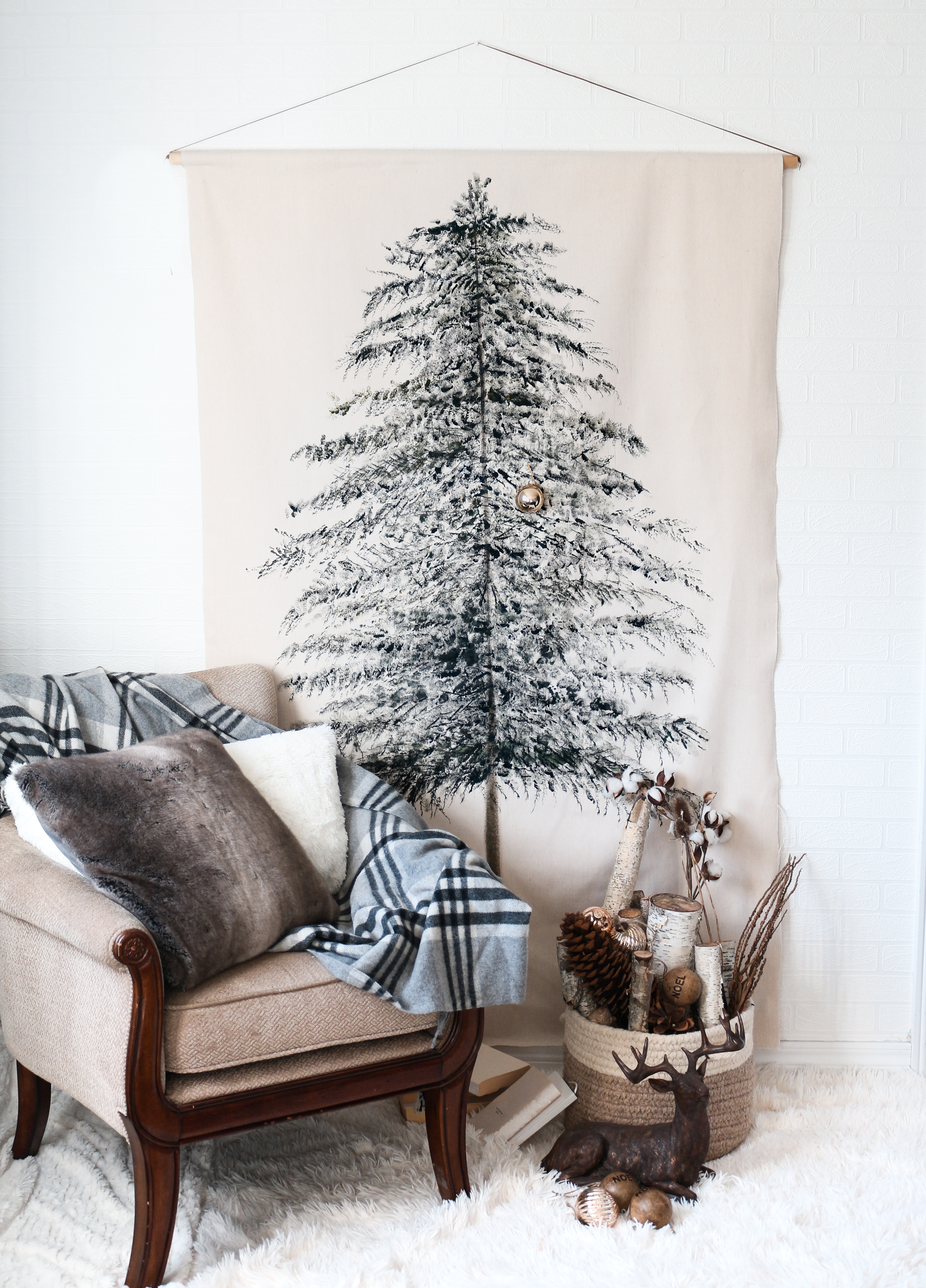 Christmas Tree Tapestry DIY