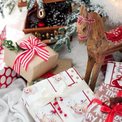 Using Wrapping Paper in your Christmas Decor and a Giveaway