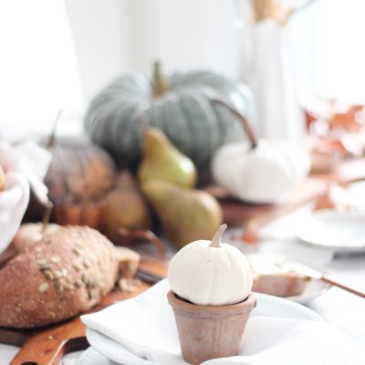 Simple Neutral Fall Tablescape