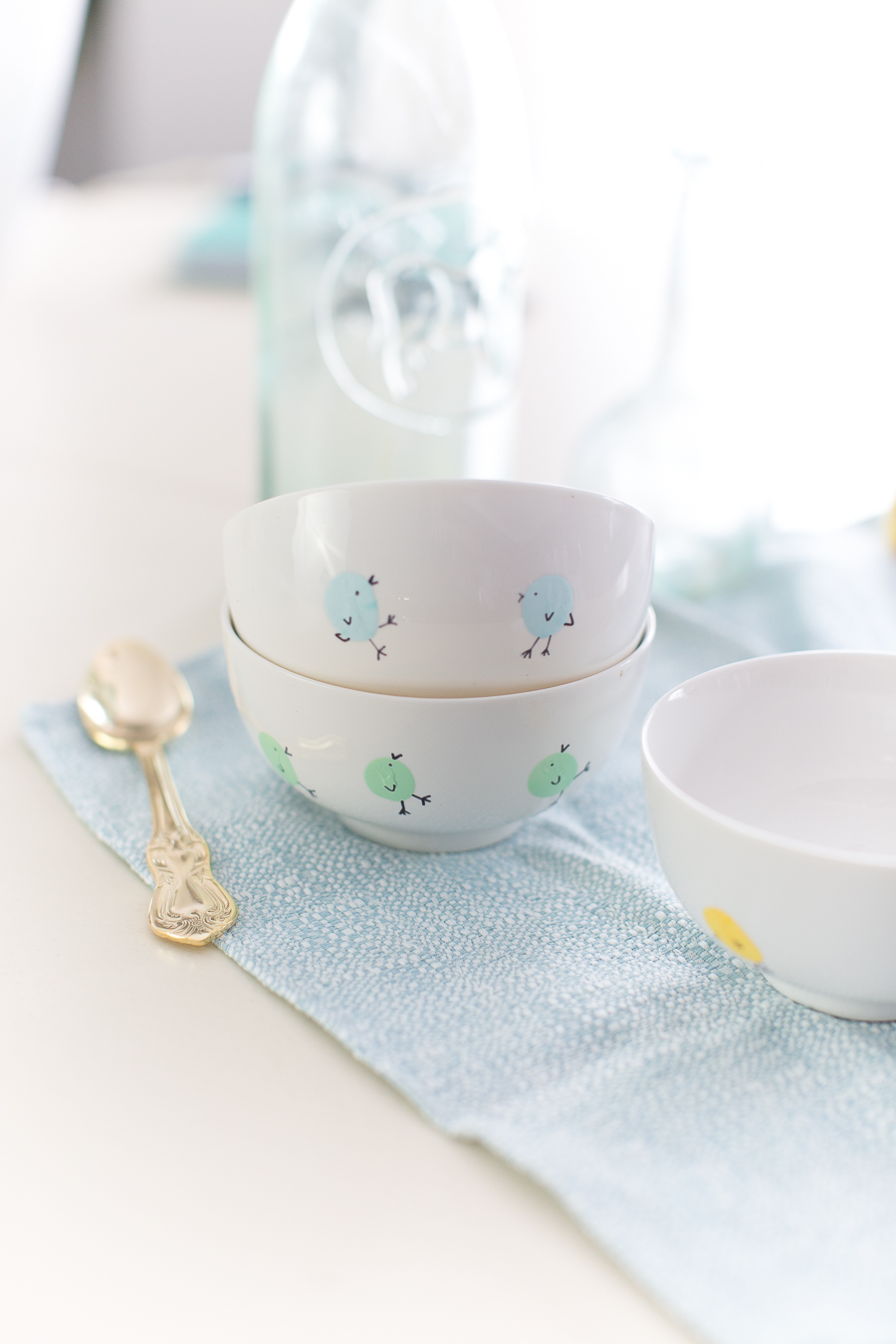 Easter dinnerware DIY- Craftberrybush.com