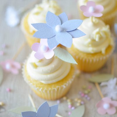 Paper flower cupcake topper