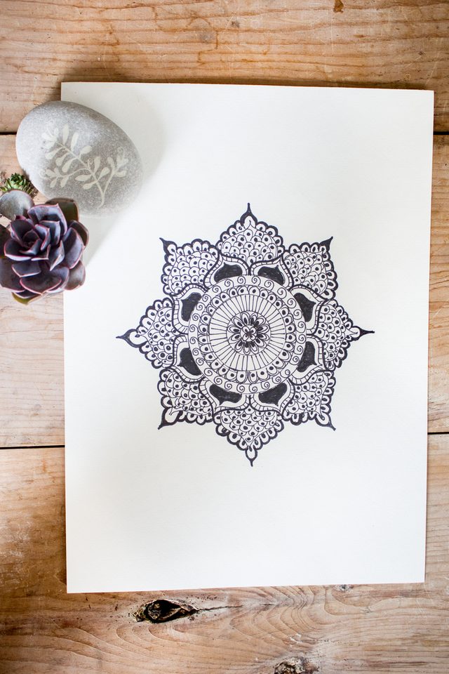 How to draw a Mandala 