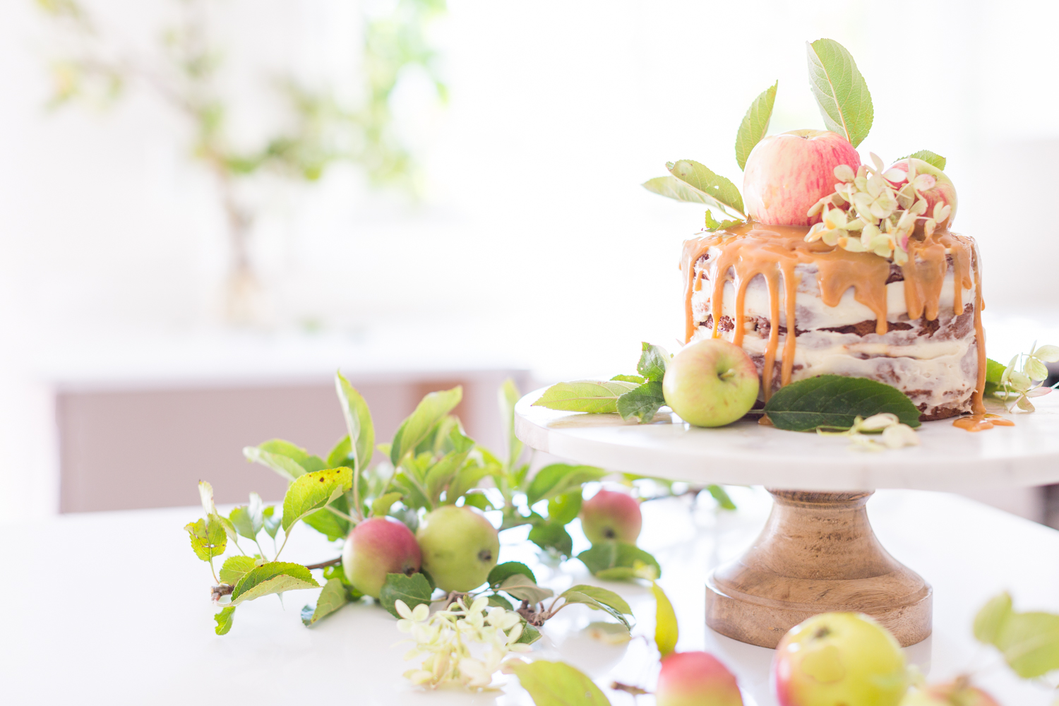 Apple Caramel naked cake_