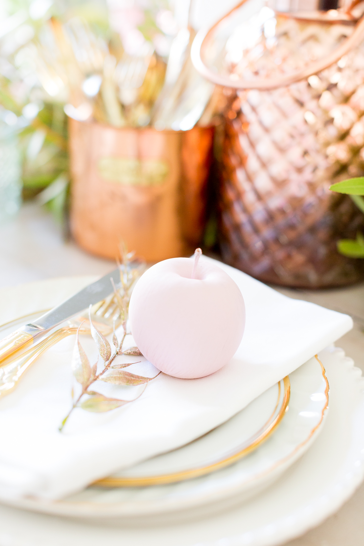 rosegoldandpinktablescape-10