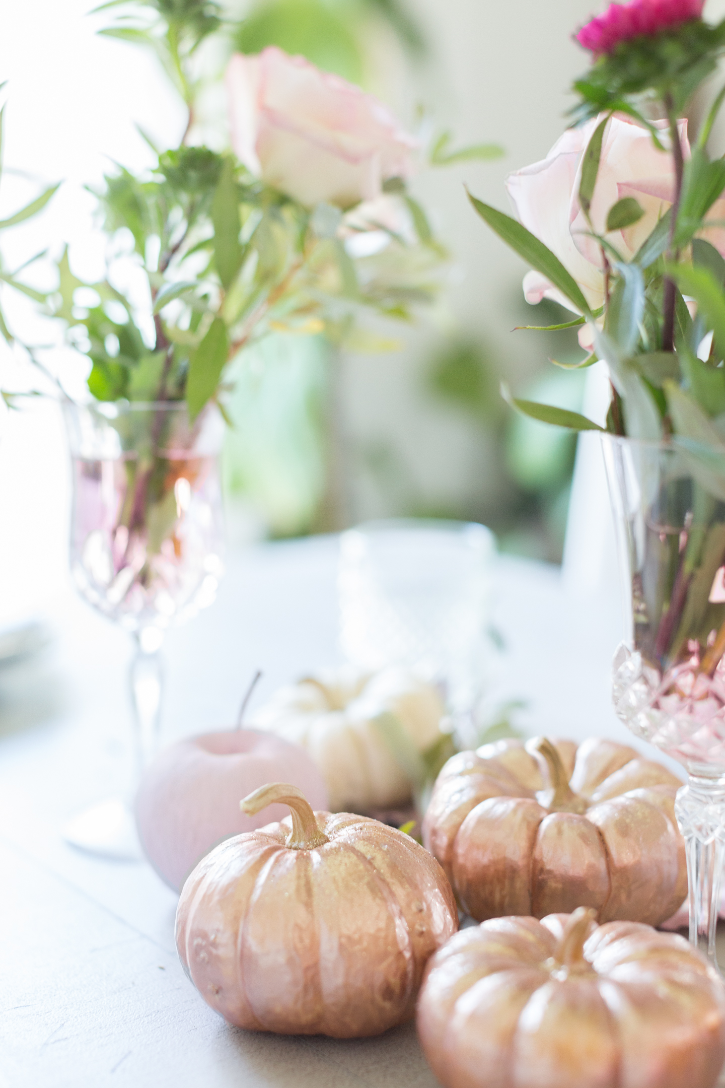 rosegoldandpinktablescape-4