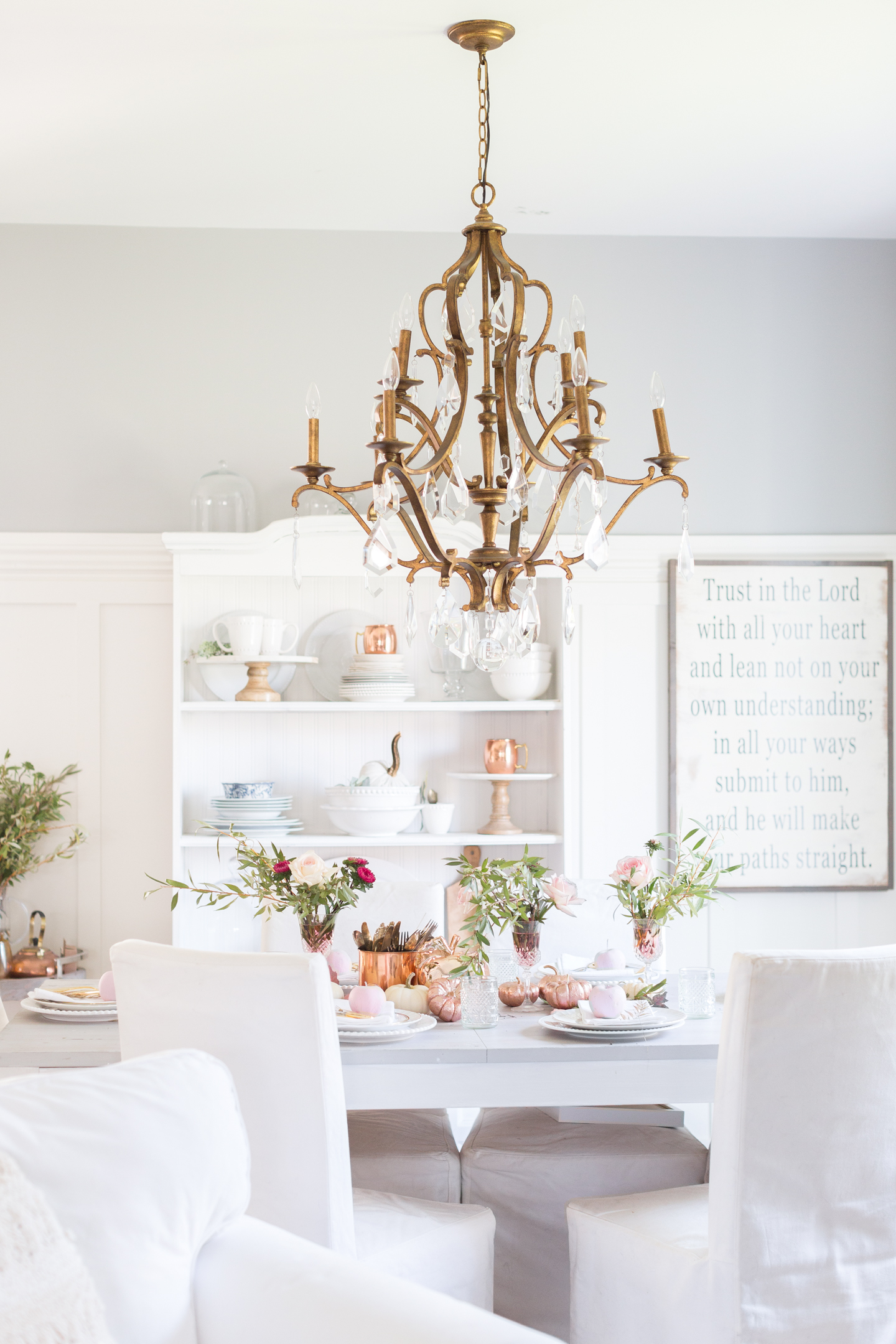 rosegoldandpinktablescape