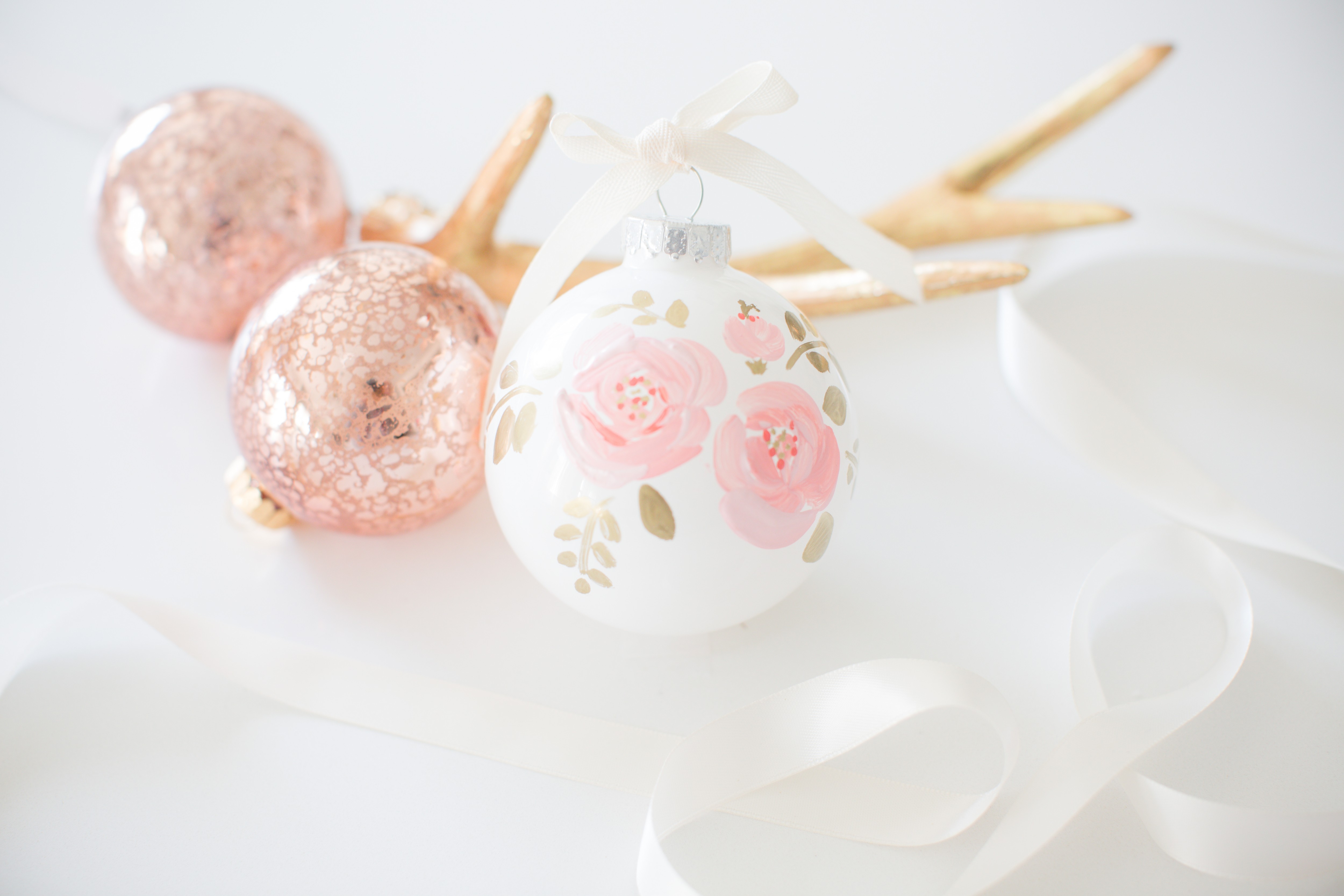rosegoldornaments_