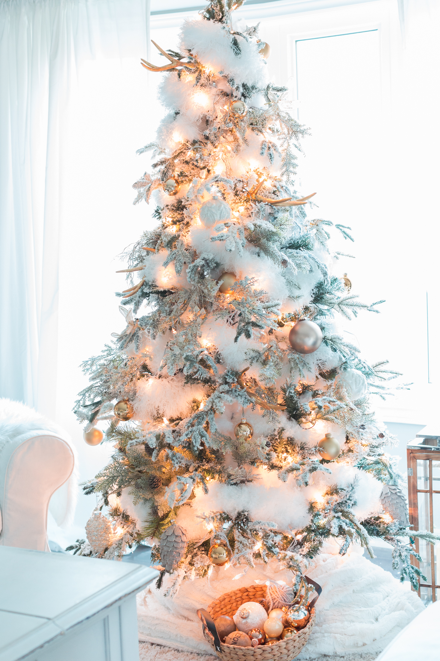 Flocked Christmas tree inspiration | Hello Victoria