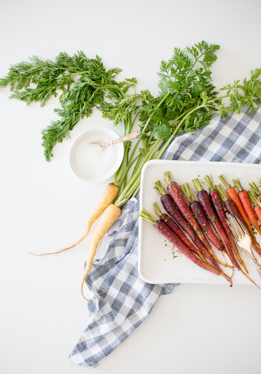 Garlic and Herbs Roasted Baby Carrots