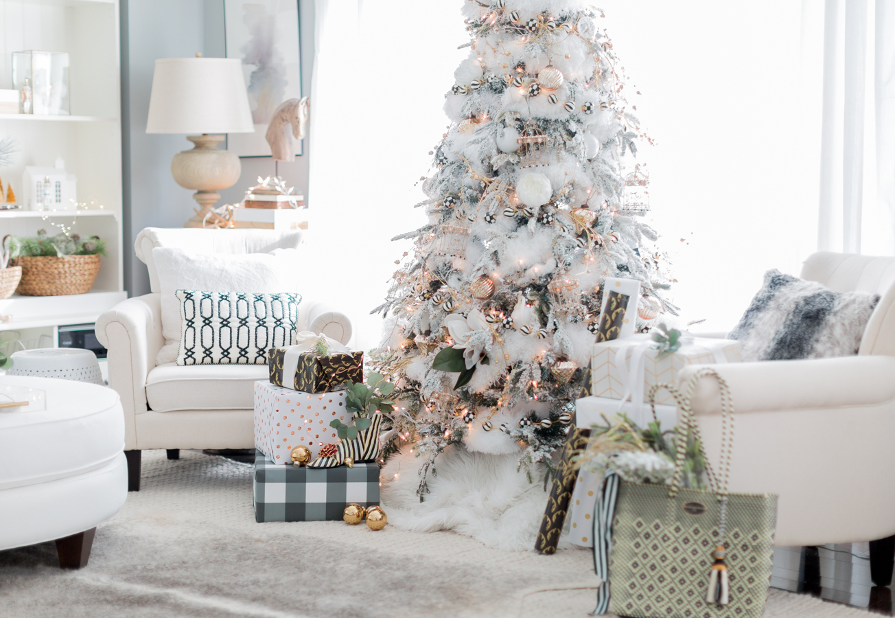 Home for Christmas – Black and White Christmas Tree