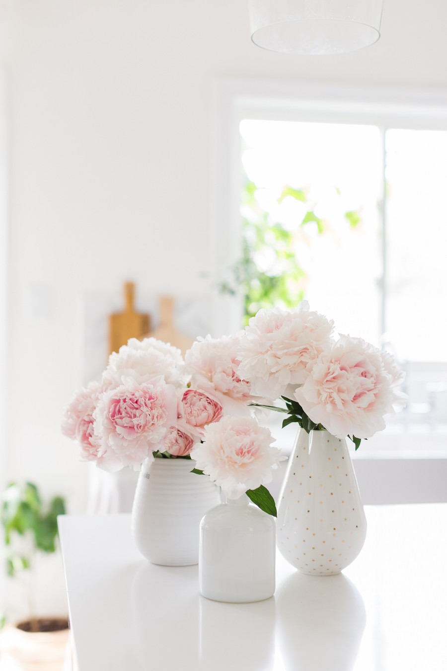 How to Paint Watercolor Peony Buds – video