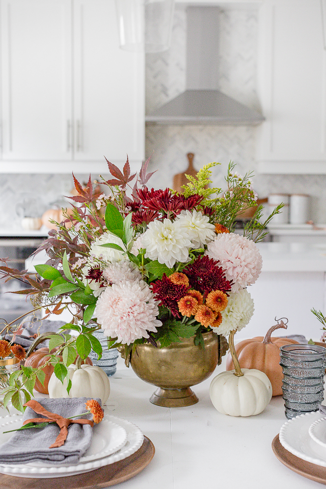 grayandrustfalltablescape