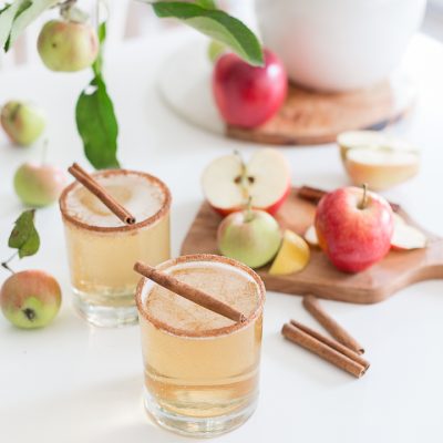 Sparkling Apple Pie Cocktail