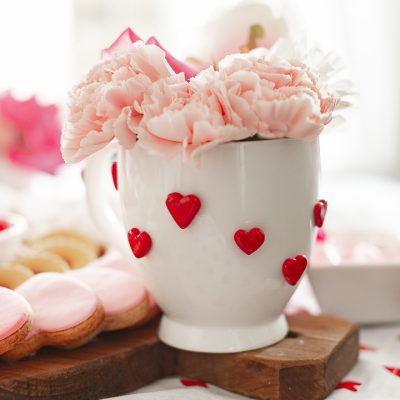 Valentine’s day heart mug DIY