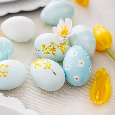 Simple Easter Table For a Small Gathering