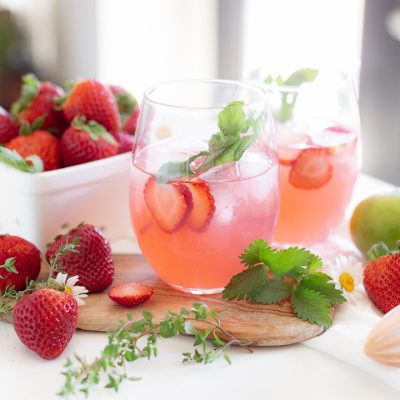 Easy Strawberry Cocktail Recipe