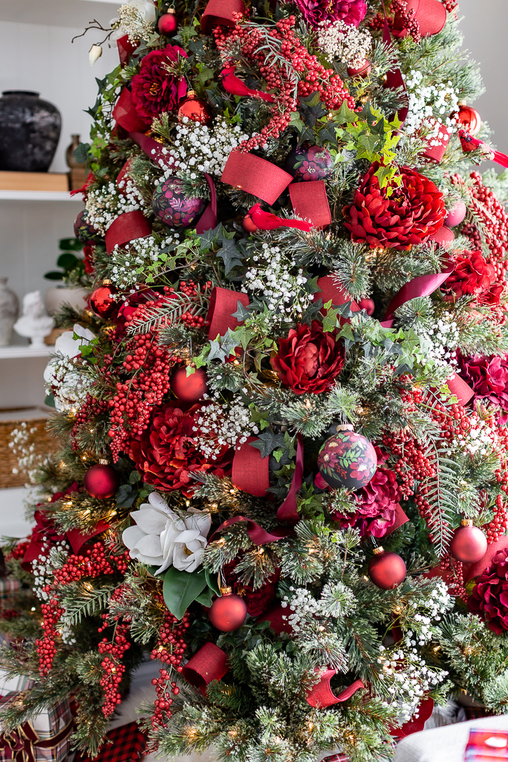 Top 5 Best Minimalist Christmas Trees - Shannon Torrens