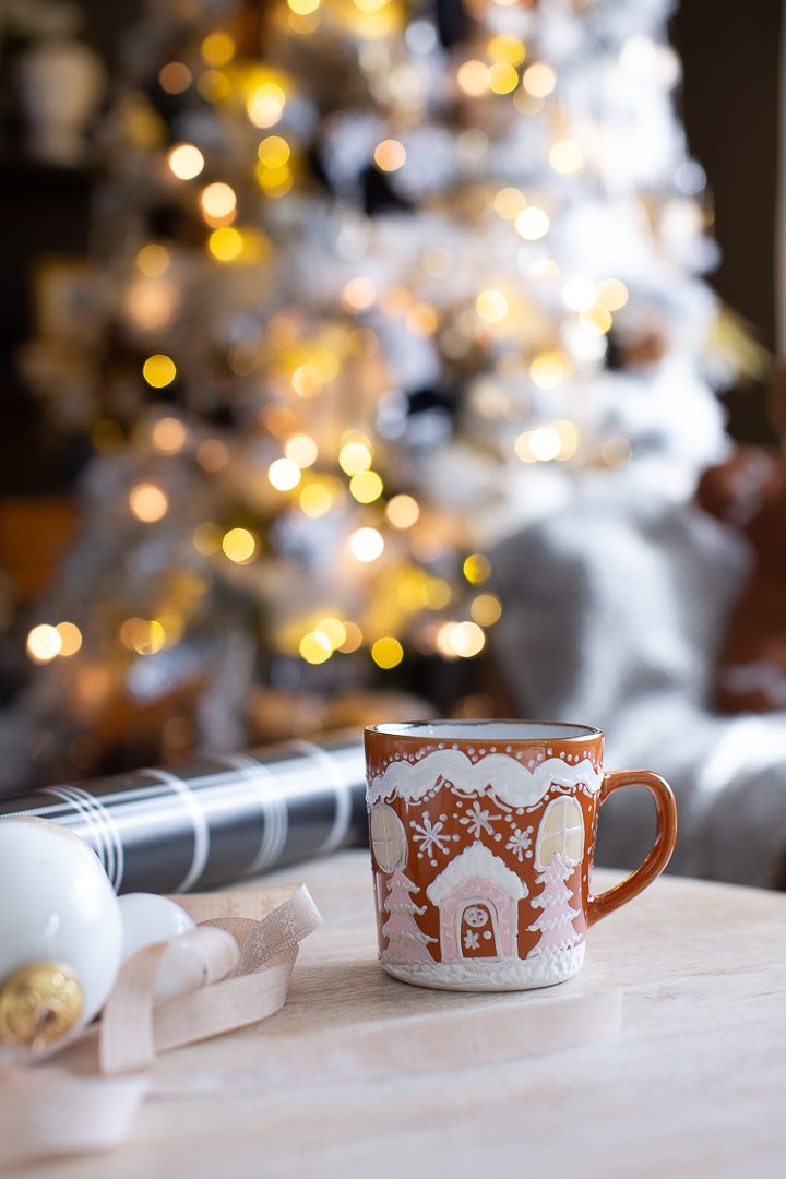 Viral Gingerbread House Christmas Mug DIY