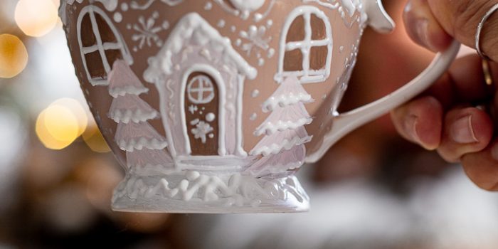 Viral Gingerbread House Christmas Mug DIY