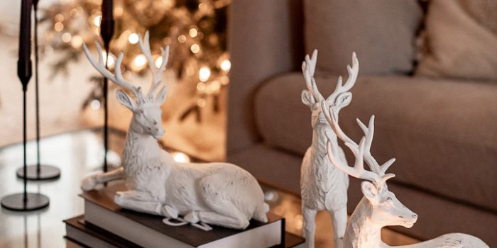 Coffee Table Christmas Vignette